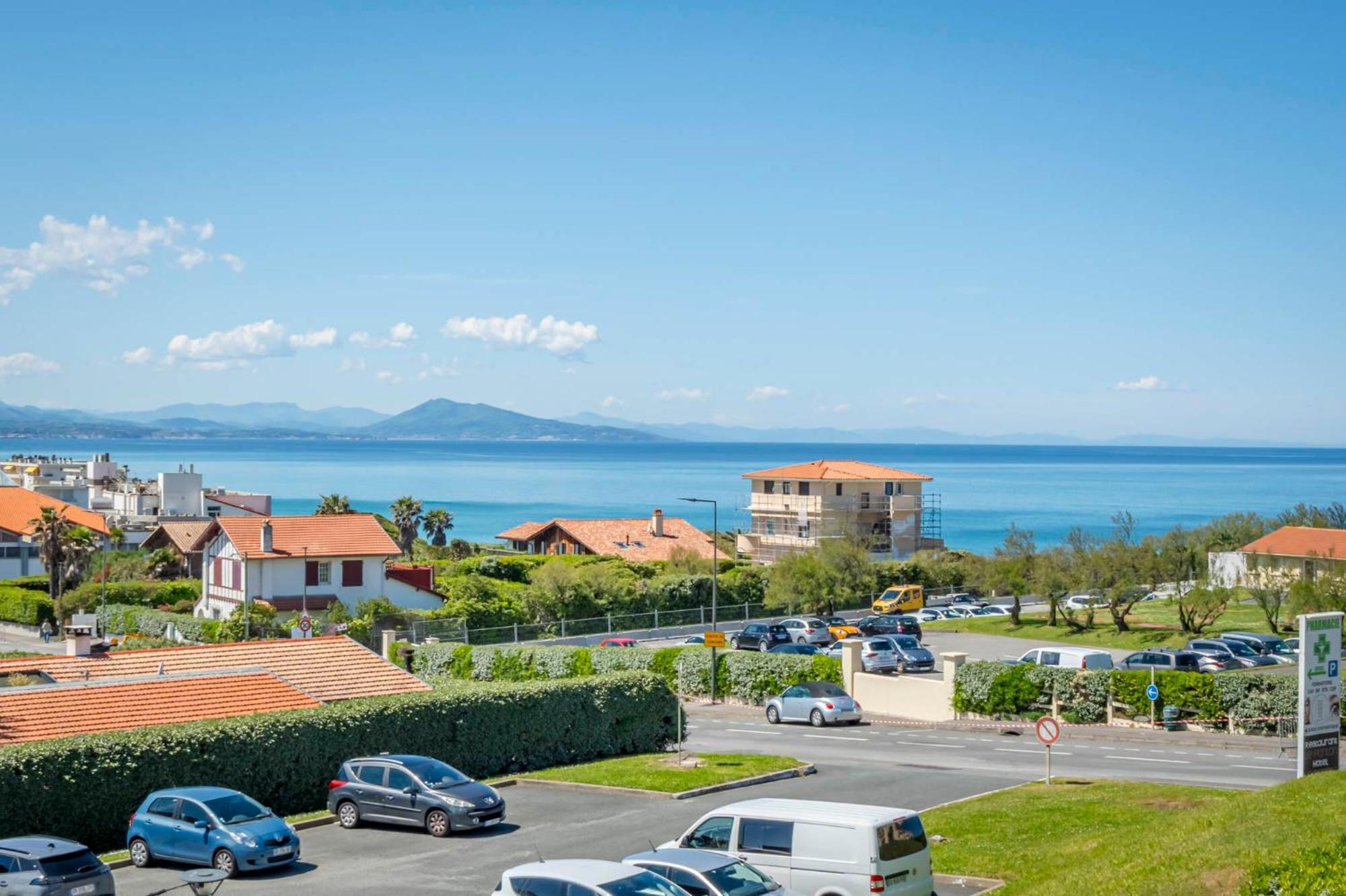 Ibis Styles Biarritz Plage Exterior photo